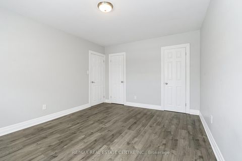 Photo 16 at 1 Stanwood Crescent, Humbermede, Toronto