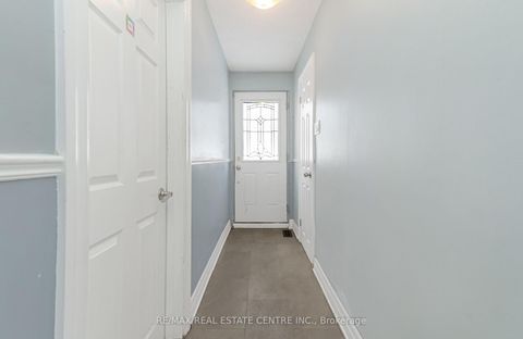 Photo 36 at 1 Stanwood Crescent, Humbermede, Toronto