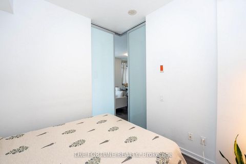 Photo 18 at 1712 - 103 The Queensway, Swansea, Toronto