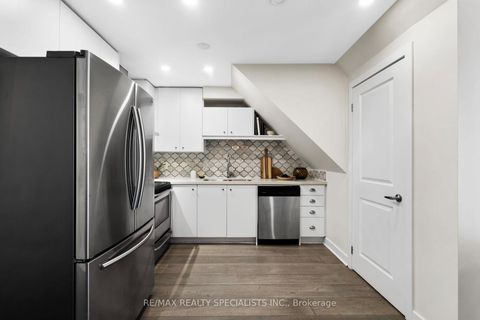 Photo 9 at 209 - 252 Royal York Road, Mimico, Toronto