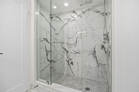 Photo 10 at 601 - 3000 Bathurst Street, Lawrence, Toronto