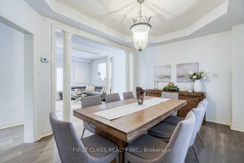 Photo 7 at 36 Brackenwood Avenue, Westbrook, Richmond Hill