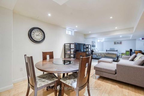 Photo 17 at 36 Brackenwood Avenue, Westbrook, Richmond Hill