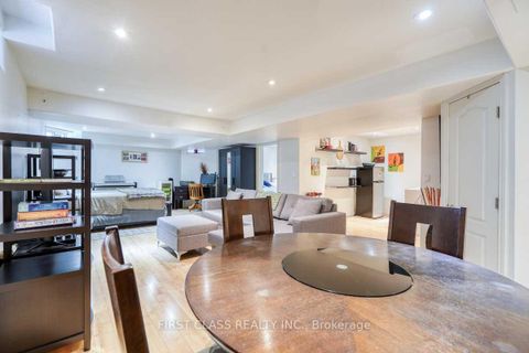 Photo 18 at 36 Brackenwood Avenue, Westbrook, Richmond Hill