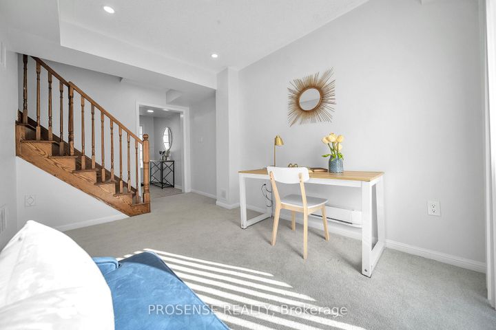 Photo 7 at 28 Mercedes Road, Northwest Brampton, Brampton