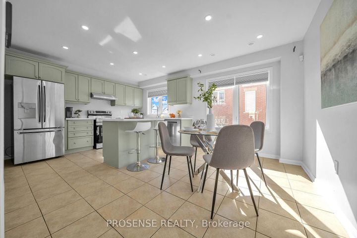 Photo 9 at 28 Mercedes Road, Northwest Brampton, Brampton