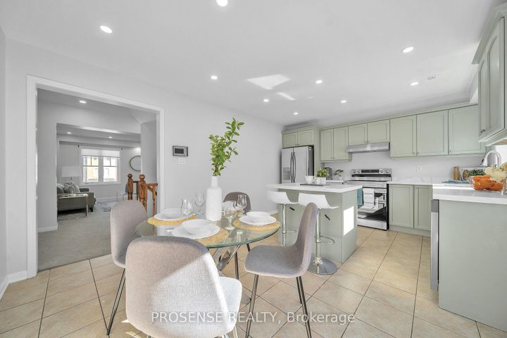 Photo 11 at 28 Mercedes Road, Northwest Brampton, Brampton