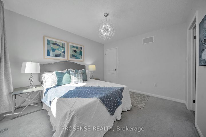 Photo 21 at 28 Mercedes Road, Northwest Brampton, Brampton