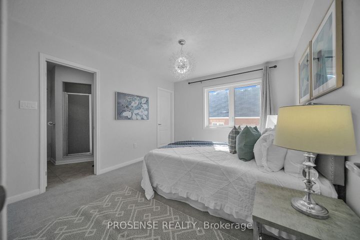 Photo 22 at 28 Mercedes Road, Northwest Brampton, Brampton