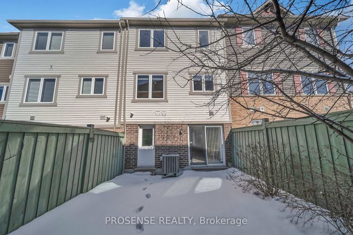 Photo 32 at 28 Mercedes Road, Northwest Brampton, Brampton