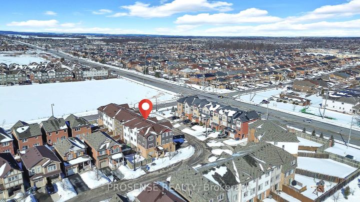 Photo 38 at 28 Mercedes Road, Northwest Brampton, Brampton