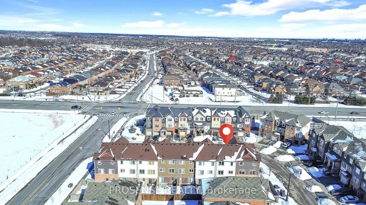 Photo 39 at 28 Mercedes Road, Northwest Brampton, Brampton