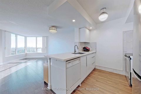 Photo 8 at 2603 - 10 Northtown Way, Willowdale East, Toronto