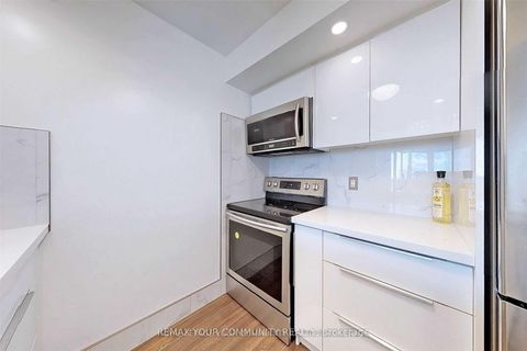 Photo 10 at 2603 - 10 Northtown Way, Willowdale East, Toronto