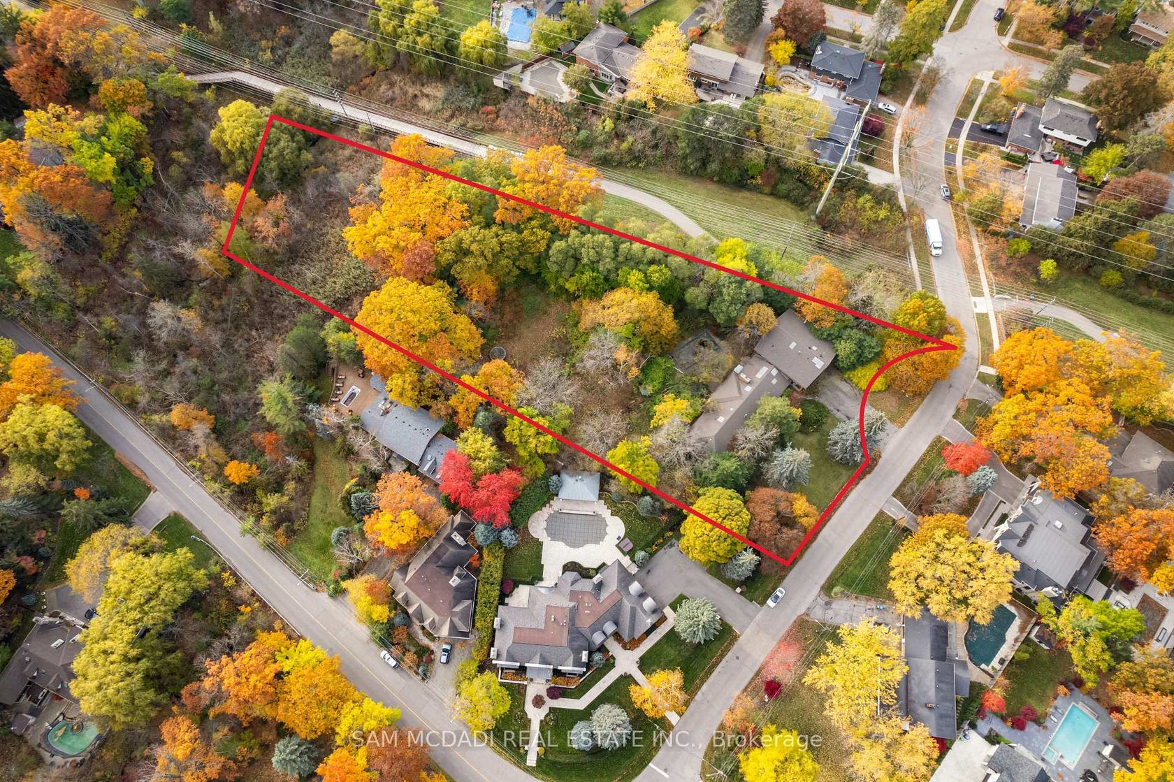 1310 Ravine Drive, Lorne Park, Mississauga 