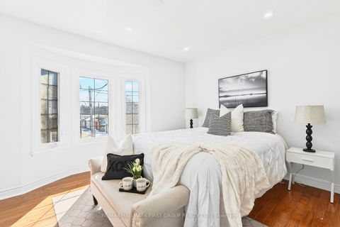 Photo 17 at 16 Archer Street, Dufferin Grove, Toronto