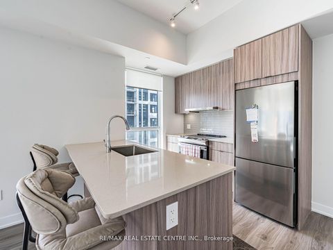 Photo 5 at 910 - 4130 Parkside Village Drive W, City Centre, Mississauga