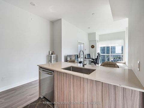 Photo 8 at 910 - 4130 Parkside Village Drive W, City Centre, Mississauga