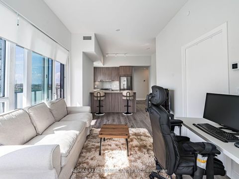 Photo 14 at 910 - 4130 Parkside Village Drive W, City Centre, Mississauga