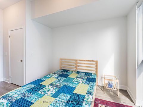 Photo 23 at 910 - 4130 Parkside Village Drive W, City Centre, Mississauga