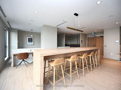 Photo 39 at 910 - 4130 Parkside Village Drive W, City Centre, Mississauga