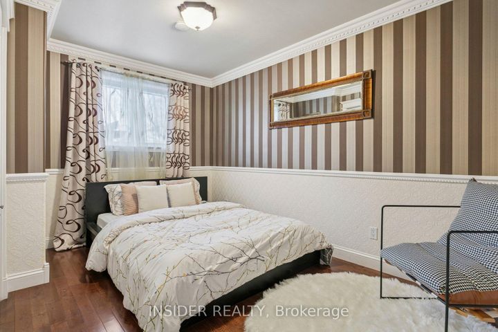 Photo 14 at 2078 Stanfield Road, Lakeview, Mississauga