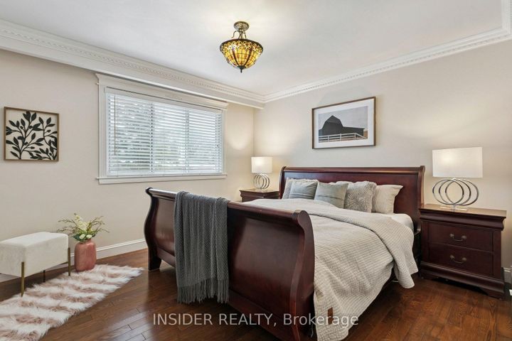 Photo 19 at 2078 Stanfield Road, Lakeview, Mississauga