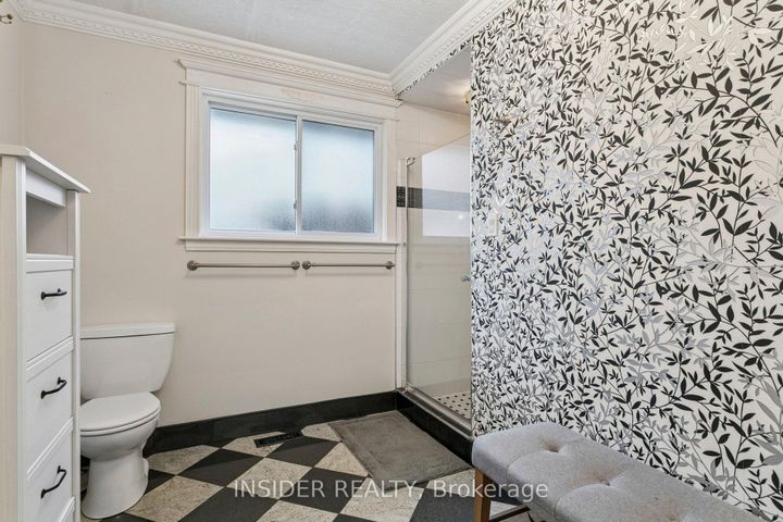 Photo 23 at 2078 Stanfield Road, Lakeview, Mississauga