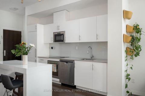 Photo 10 at 918 - 460 Adelaide Street E, Moss Park, Toronto