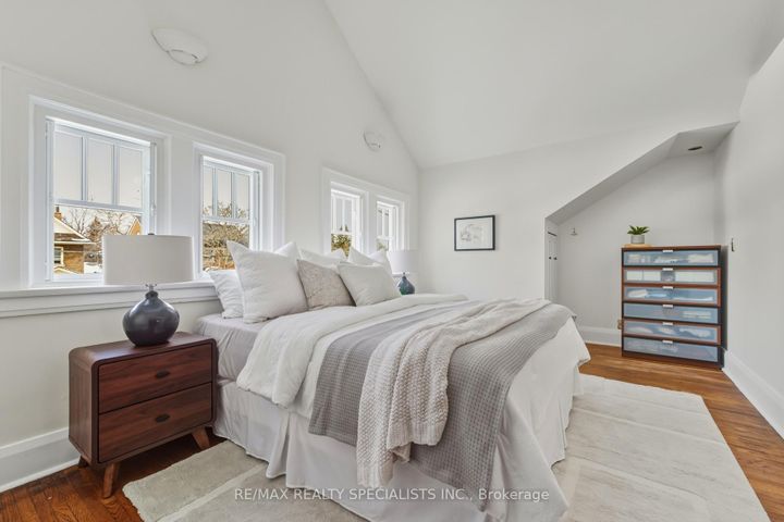 Photo 28 at 15 Eastbourne Crescent, Mimico, Toronto