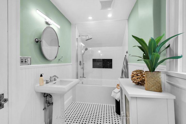 Photo 35 at 15 Eastbourne Crescent, Mimico, Toronto