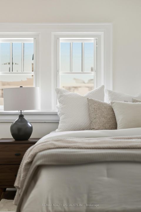 Photo 29 at 15 Eastbourne Crescent, Mimico, Toronto