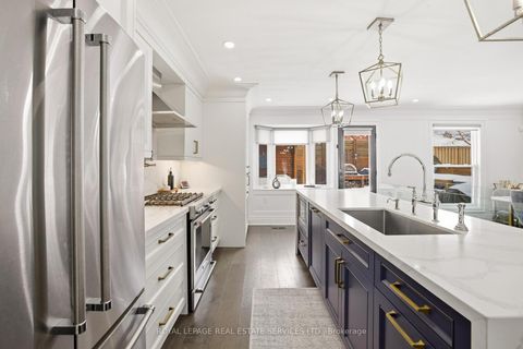 Photo 13 at 11 Benbow Road, The Westway, Toronto