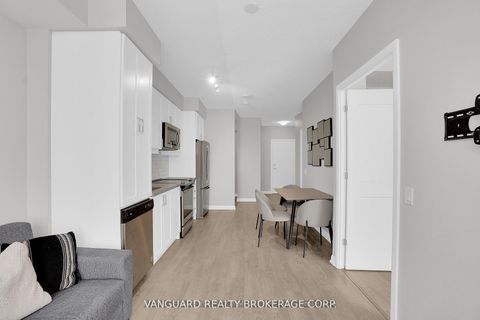 Photo 11 at 1508 - 7895 Jane Street, Concord, Vaughan