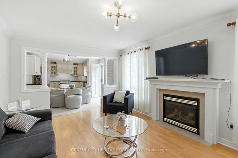 Photo 9 at 106 Laurendale Avenue, Keswick South, Georgina