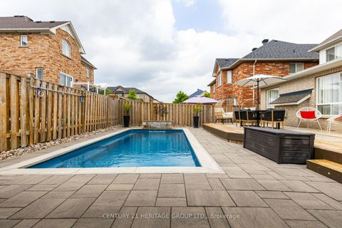 Photo 21 at 106 Laurendale Avenue, Keswick South, Georgina