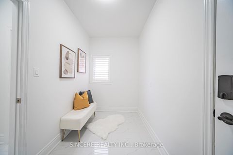 Photo 25 at 30 Eyer Drive, Cachet, Markham