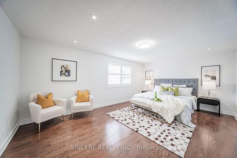 Photo 27 at 30 Eyer Drive, Cachet, Markham