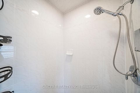 Photo 33 at 30 Eyer Drive, Cachet, Markham