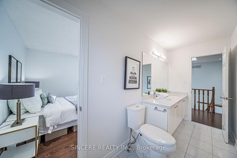 Photo 39 at 30 Eyer Drive, Cachet, Markham