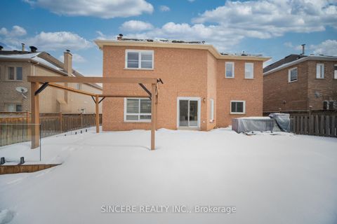 Photo 48 at 30 Eyer Drive, Cachet, Markham