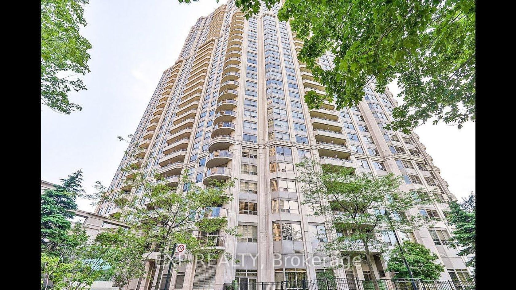 2120 - 25 Kingsbridge Garden Circle, Hurontario, Mississauga 