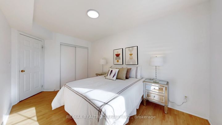 Photo 20 at 3 - 2 Alpen Way, Unionville, Markham