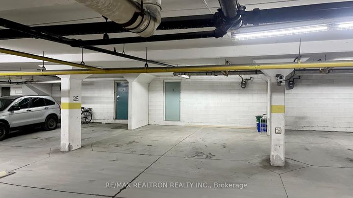 Photo 35 at 3 - 2 Alpen Way, Unionville, Markham