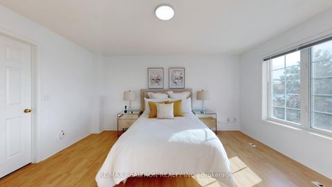 Photo 28 at 3 - 2 Alpen Way, Unionville, Markham