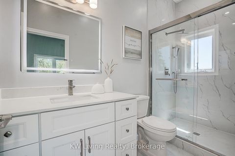 Photo 16 at 15 Farley Circle, Historic Lakeshore Communities, Georgina