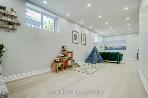 Photo 19 at 15 Farley Circle, Historic Lakeshore Communities, Georgina