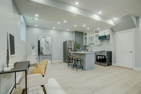 Photo 22 at 15 Farley Circle, Historic Lakeshore Communities, Georgina