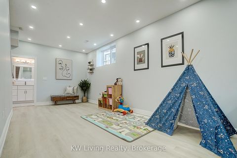 Photo 25 at 15 Farley Circle, Historic Lakeshore Communities, Georgina