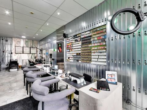 Photo 3 at 475D Rogers Road, Eglinton West, Toronto